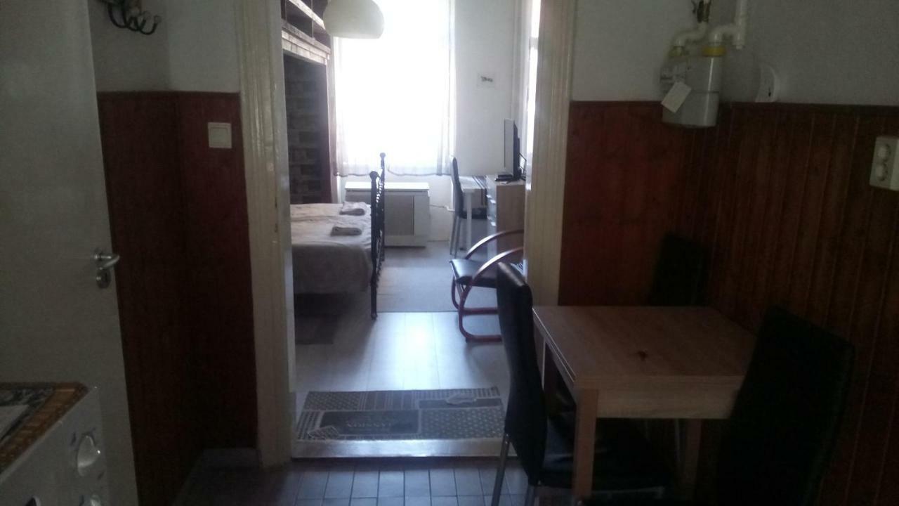 Jazmin Apartman Apartment Beci Exterior foto